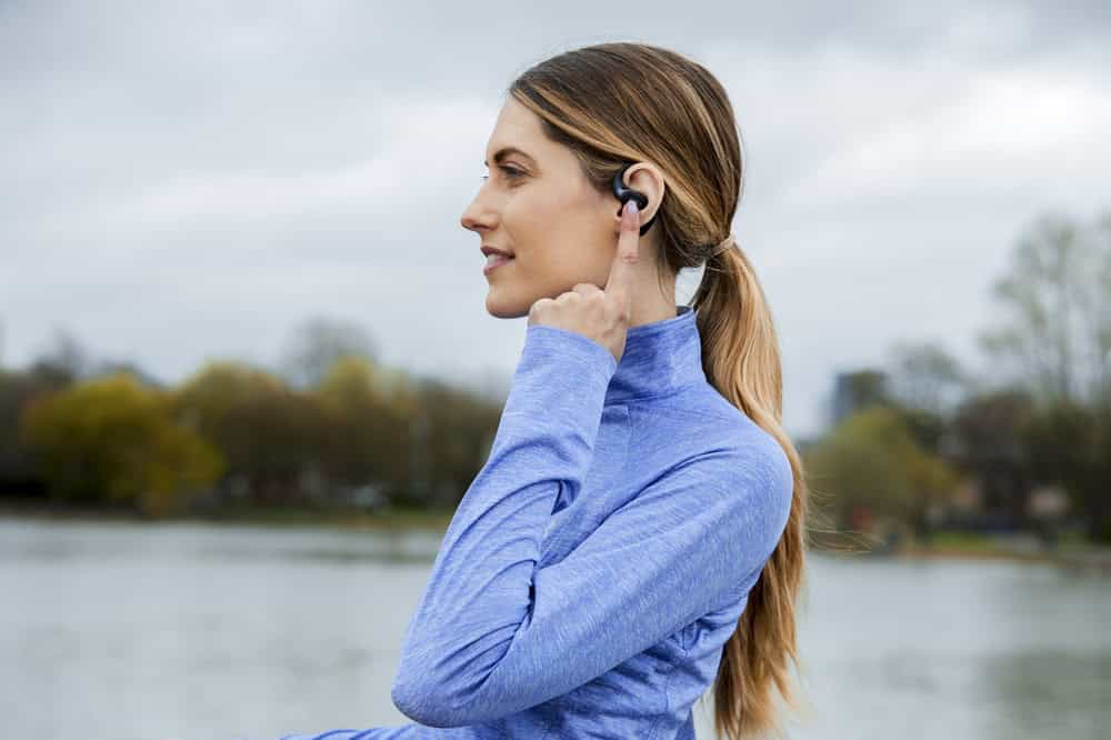Shokz recognised as world’s best-selling open-ear and sports headphones in 2023