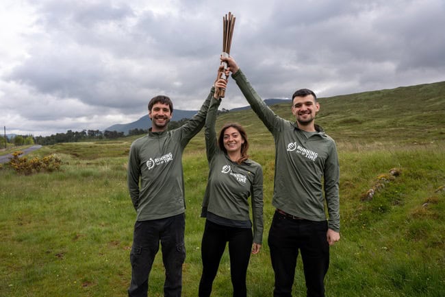 Climate Relay unites thousands during election campaign