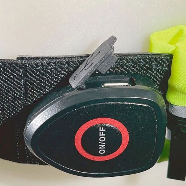 Ultimate Performance Ease LED Runners Waist Pack