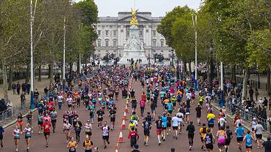 16,000 RUNNERS TURN OUT FOR MOST IN-DEMAND ROYAL PARKS HALF MARATHON EVER