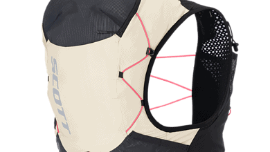 Scott Endurance TR' 12 Backpack designed for trail runners with lightweight, breathable materials and secure storage options.