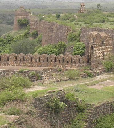 धारूर किल्ला
