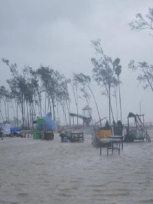 मुसळधार पावसाचा इशारा