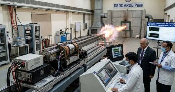 DRDO कडून इलेक्ट्रोमॅग्नेटिक रेलगन तंत्रज्ञान चाचणी यशस्वी