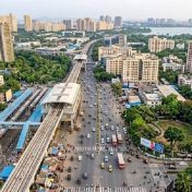 पुनर्विकास प्रकल्पासाठी झाडांची लागवड