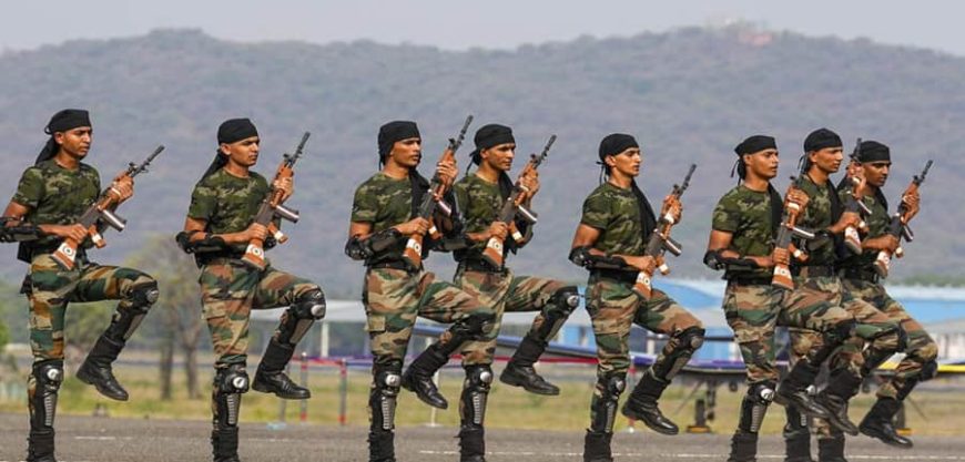 लष्कराचे विशेष प्रशिक्षण अभियान