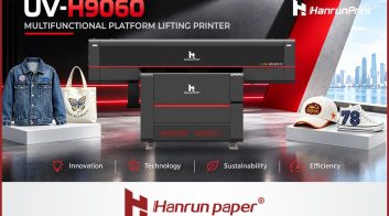 Hanrun Paper UV-H9060 UV printing machine for 3D digital decoration.