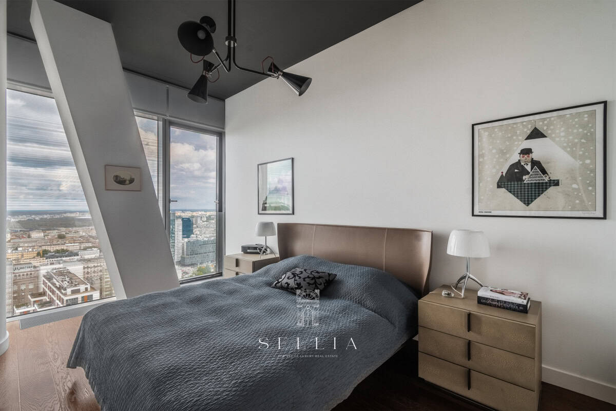 Apartament z panoramicznym widokiem na Warszawę i PKiN.