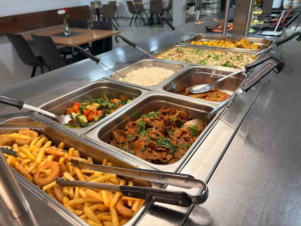 Lounasbuffet