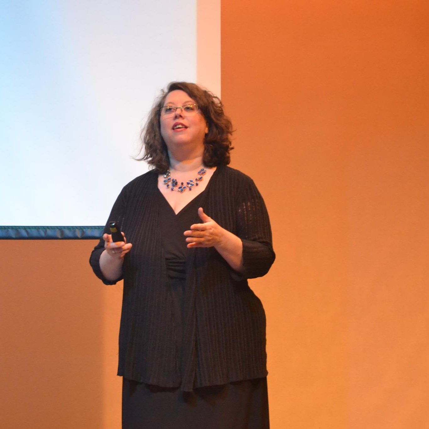 Susan Sharp is a motivational speaker that helps people get unstuck