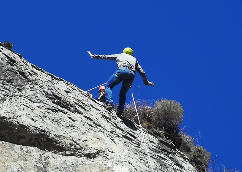 ABSEILING - HARTBEESPOORT