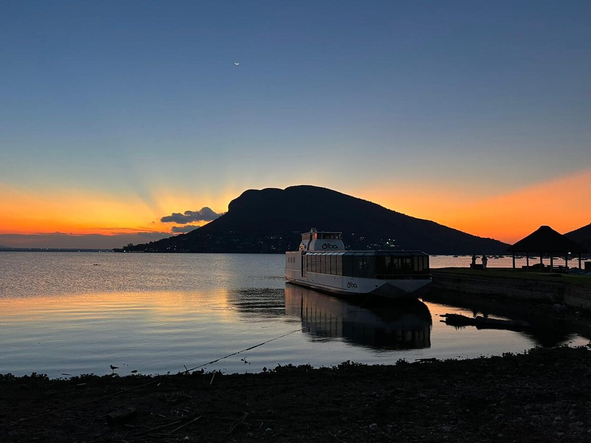 BOAT CRUISE THE ALBA - HARTBEESPOORT DAM