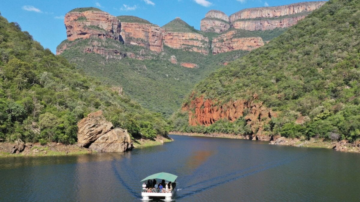Boat Cruise on the Blyde Dam