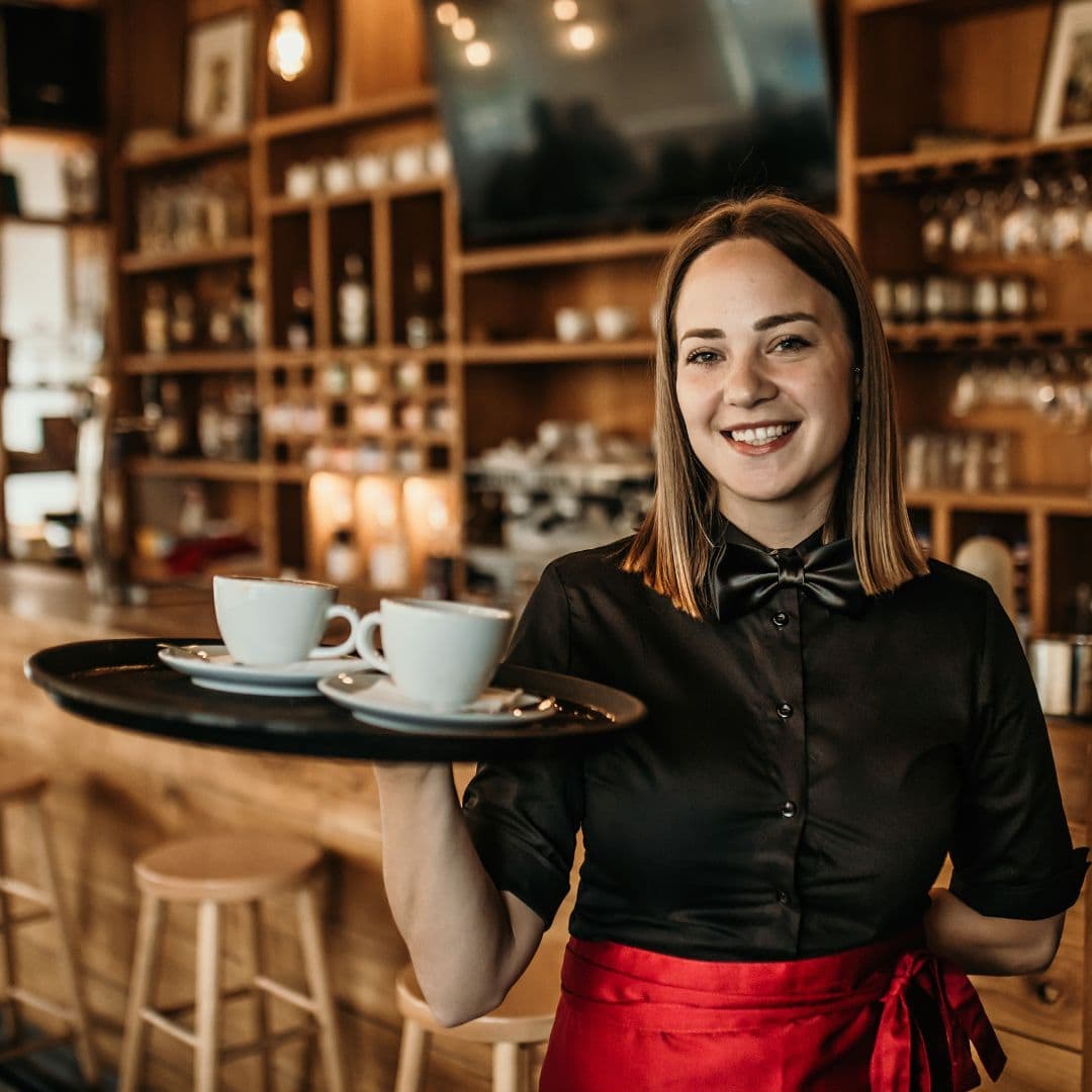 Tipping in restaurants and cafés