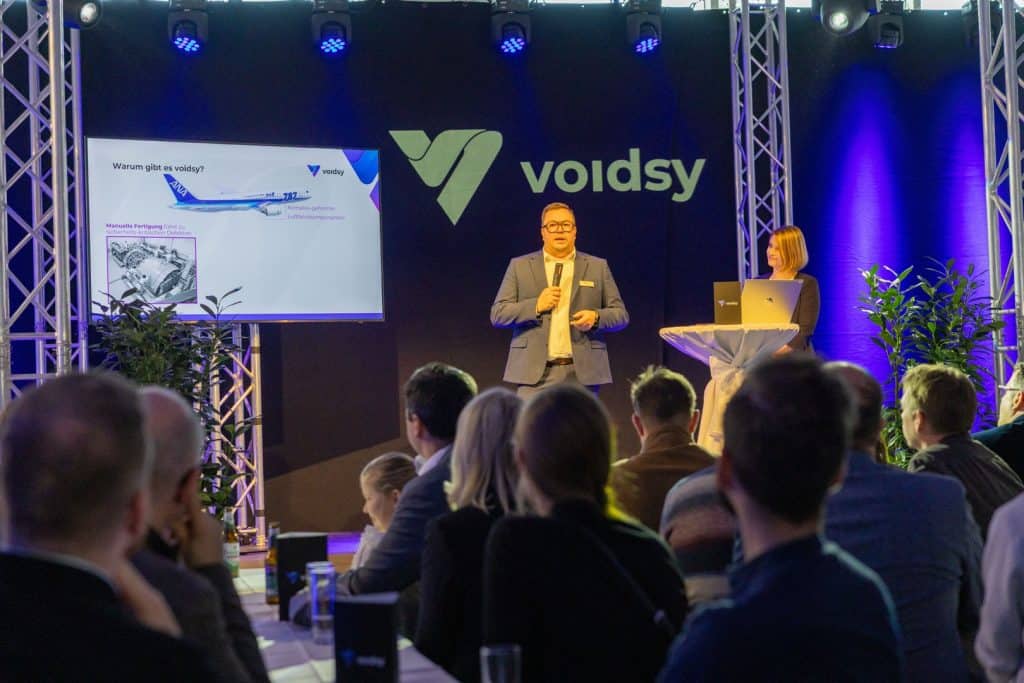 comp 201 voidsy eroeffnung okt25 wels 338a3227 by b plank imbilde at