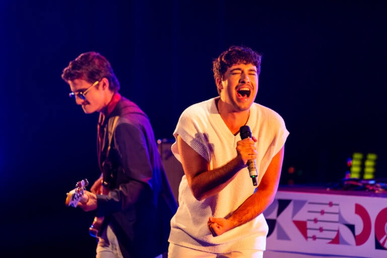 VOZ, PERFORMANCE & SONGWRITING