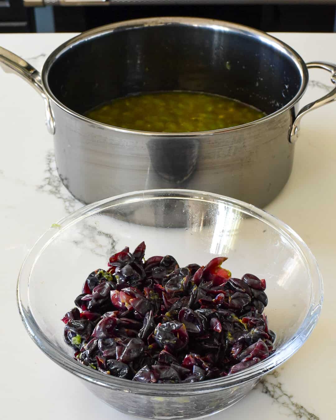 Separate the concord grape pulp from the skins.