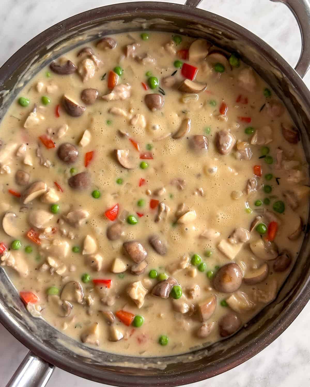 Add the reserved chicken in to the onion mixture (with all the juices) and stir to combine.