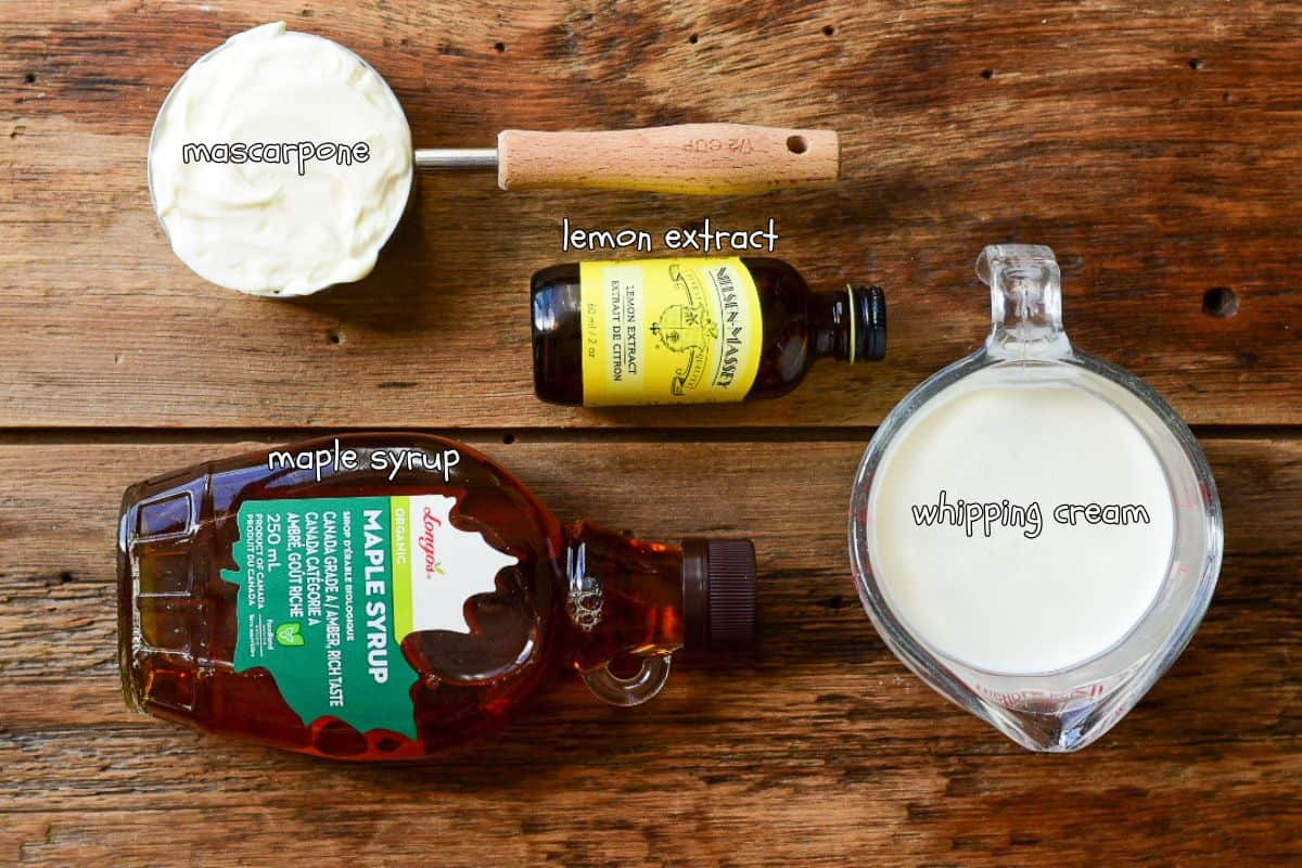 Ingredients for the marscapone whipped cream recipe.