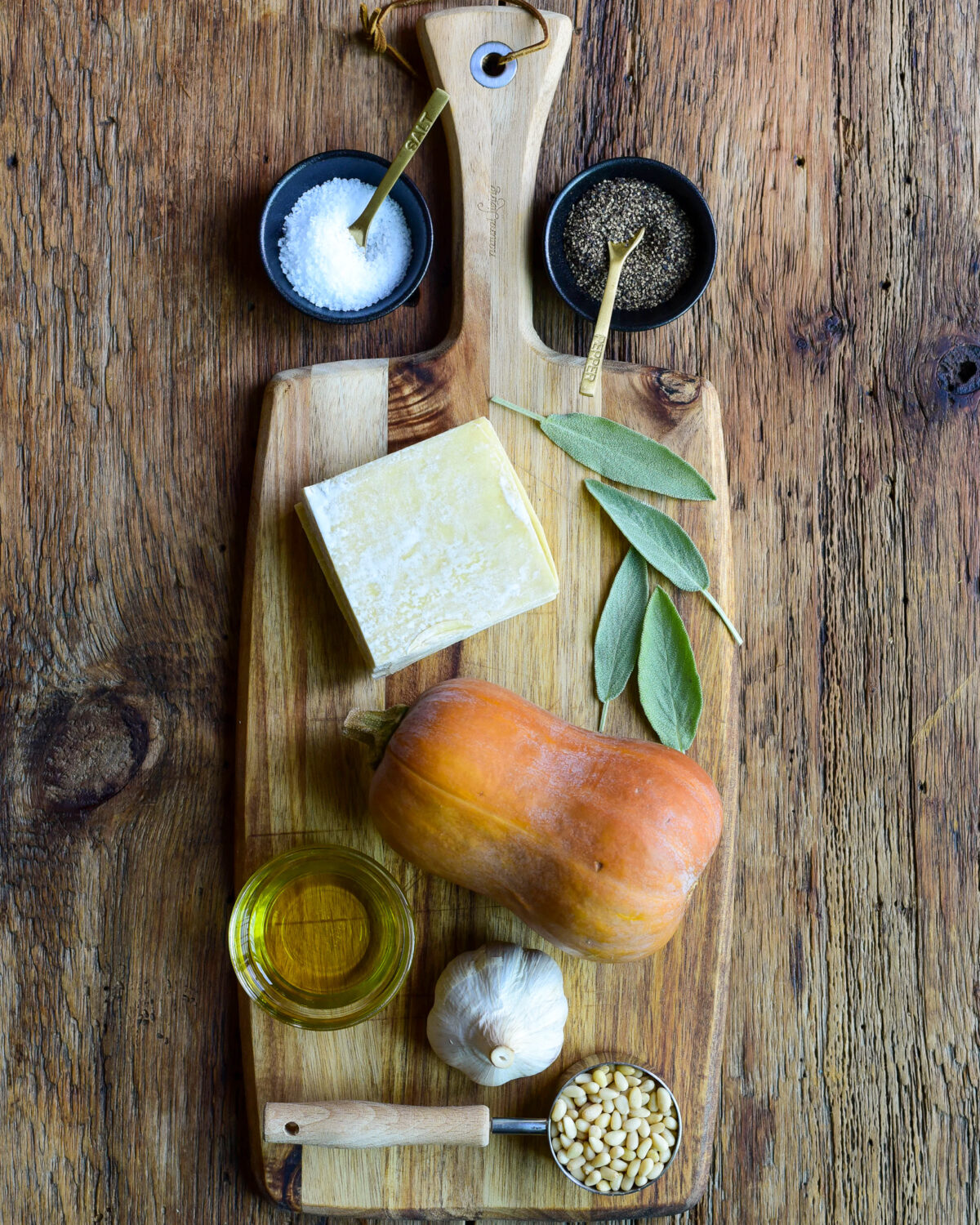 Squash wonton ingredients.