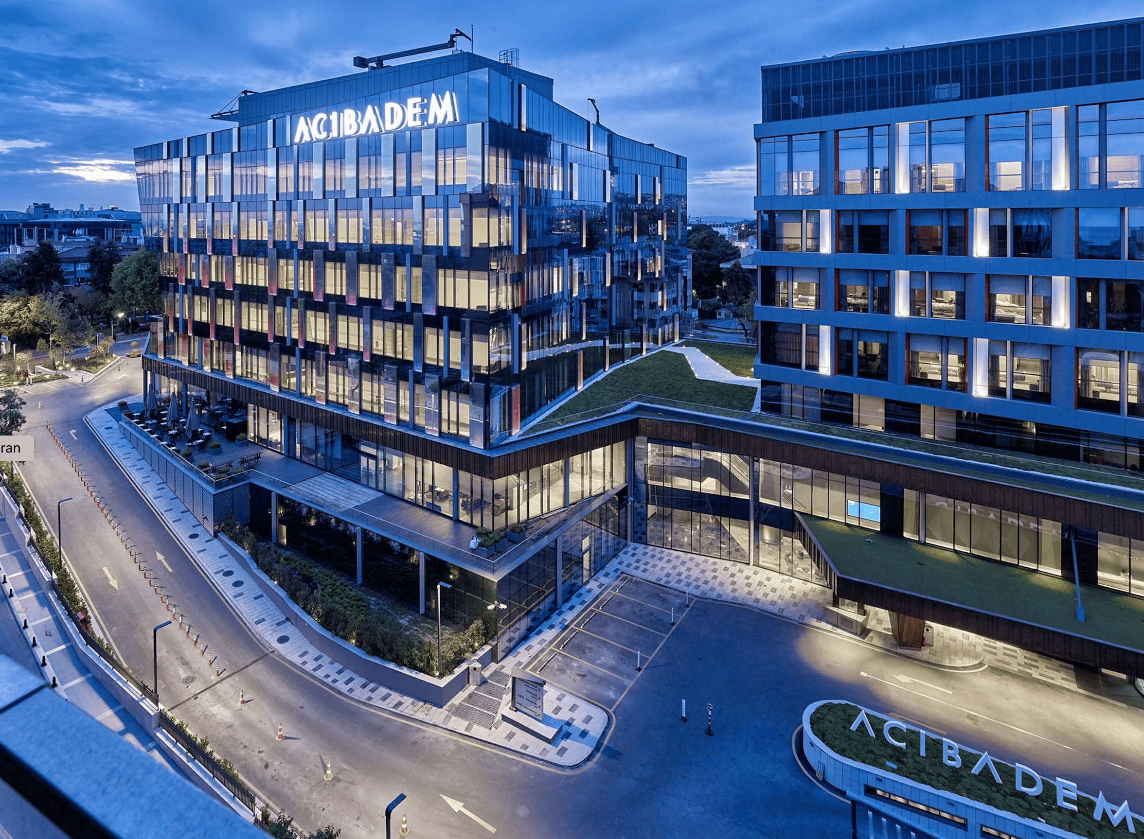 Sede Acibadem Hospitals Group: complesso ospedaliero d'eccellenza medica in Turchia con infrastrutture all'avanguardia