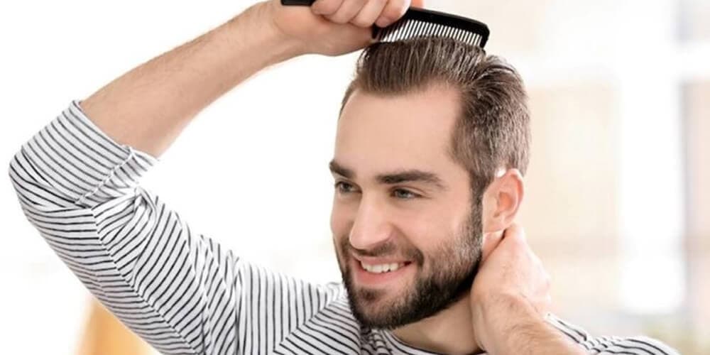 Cheveux gominés mode