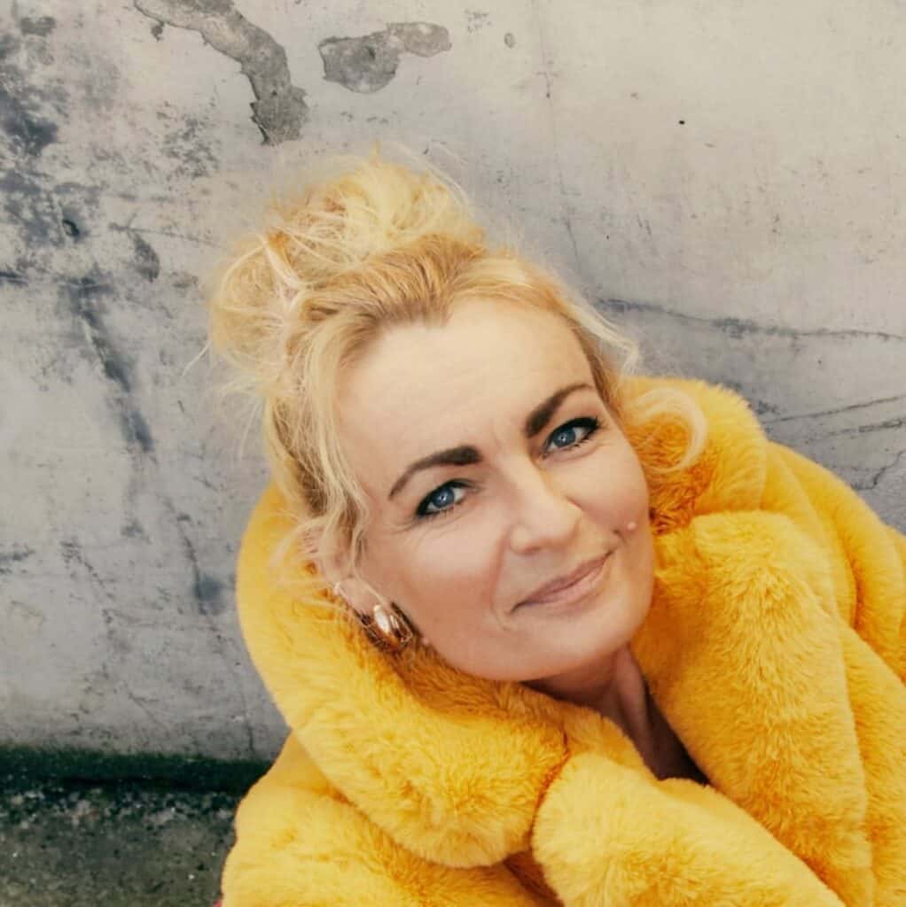 Billede af komiker Henriette Thuesen