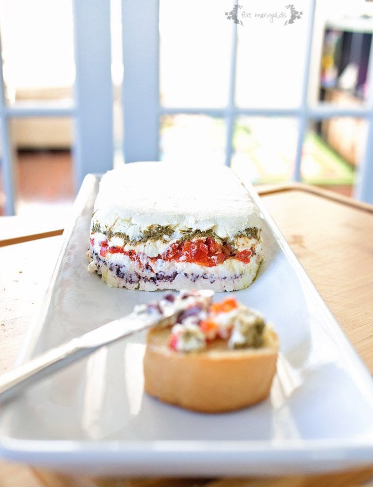 Pesto, Olive and Roasted Red Pepper Cheese Torta #ad # #LeakProofStorage