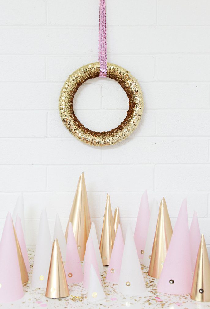 Round-up of 15 Inspiring DIY Advent Calendars | Five Marigolds
