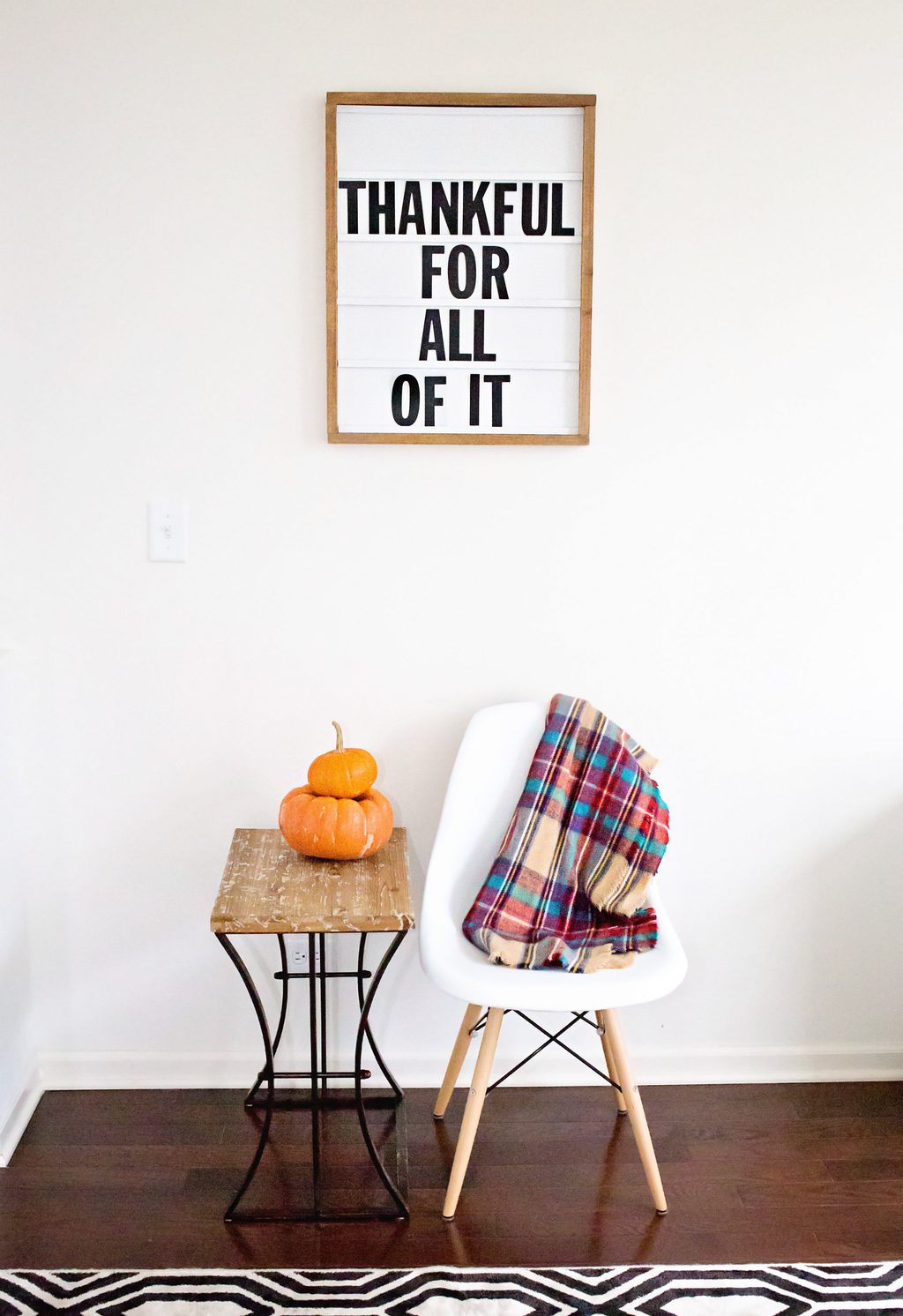 Inspirational and fun free printable Thanksgiving Favor Tags. | Five Marigolds