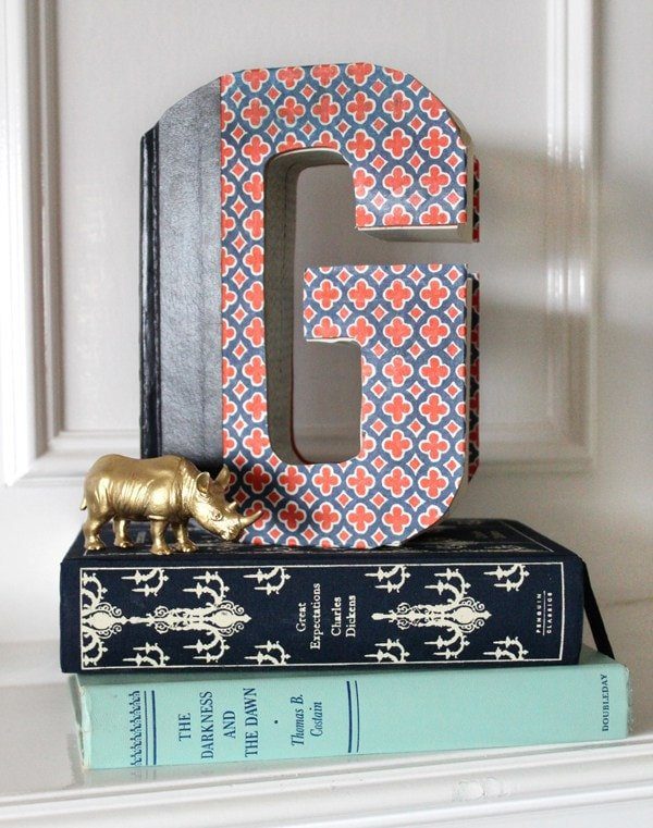 15 Genius Way to Upcycle Vintage Books