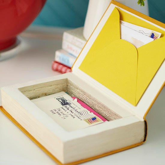 15 Genius Way to Upcycle Vintage Books