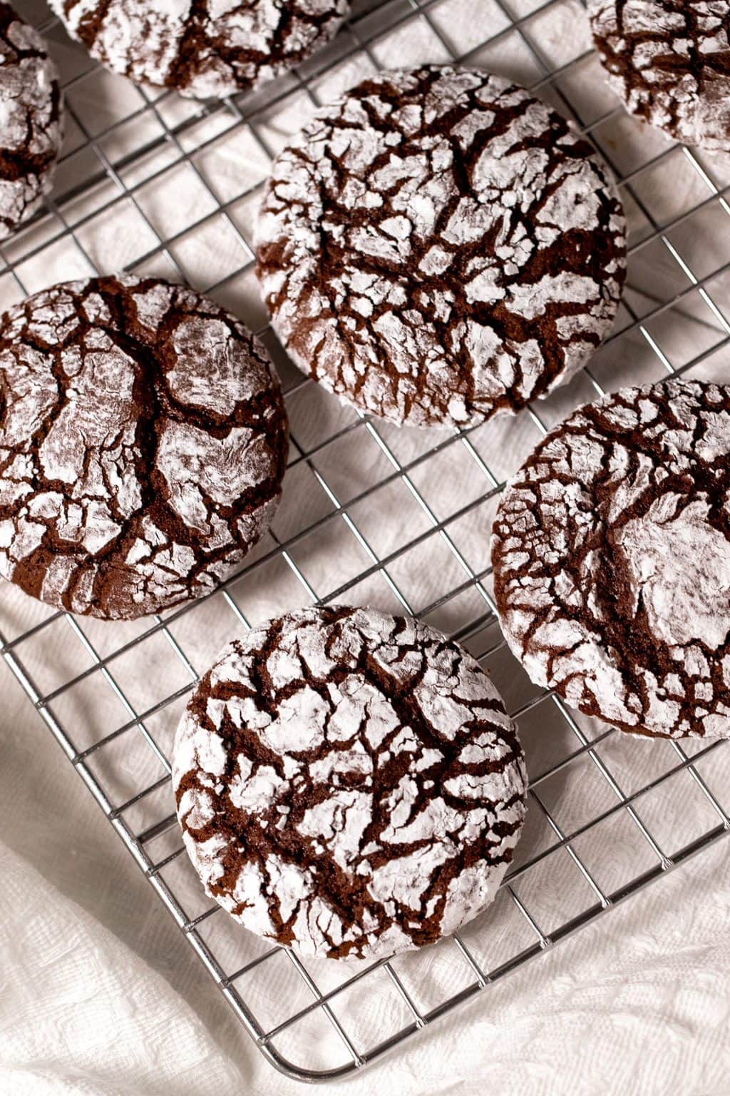 chocolate crinkle cookies