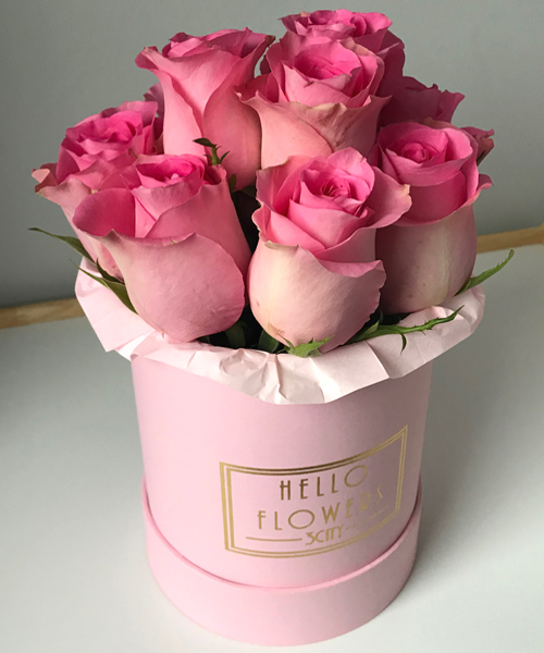 Różowe róże w małym różowym boxie - kwiaty w pudełku | flower box