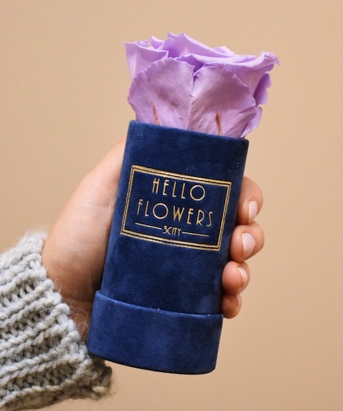 Fioletowa wieczna róża w mini granatowym boxie | kwiaty w pudełku - flower box