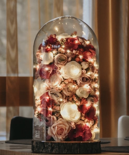 Composition of artificial flowers in glass - version with lamps