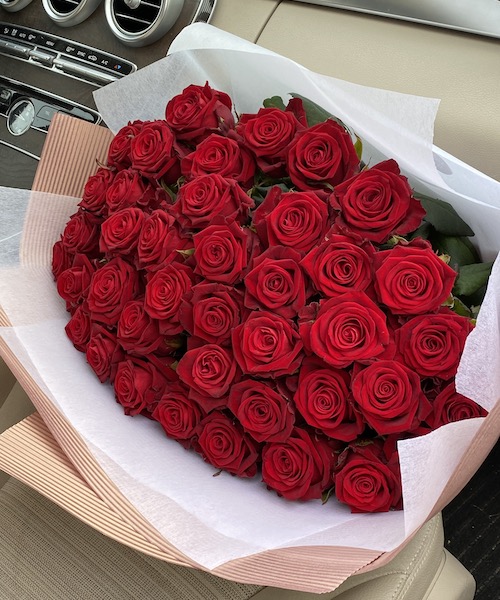 Bouquet of 40 red roses | floral bouquet