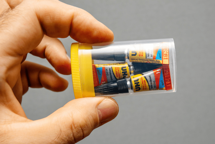 super glue on silicone