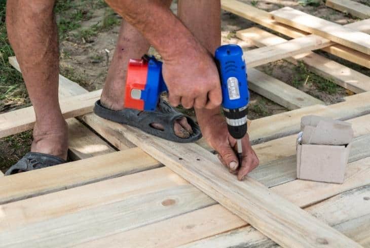 drill the pallets