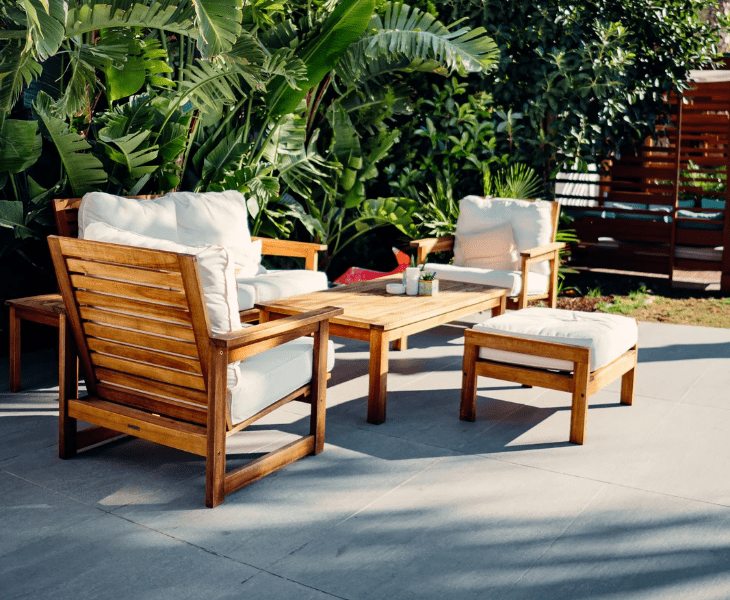 outdoor cushioned chairs
