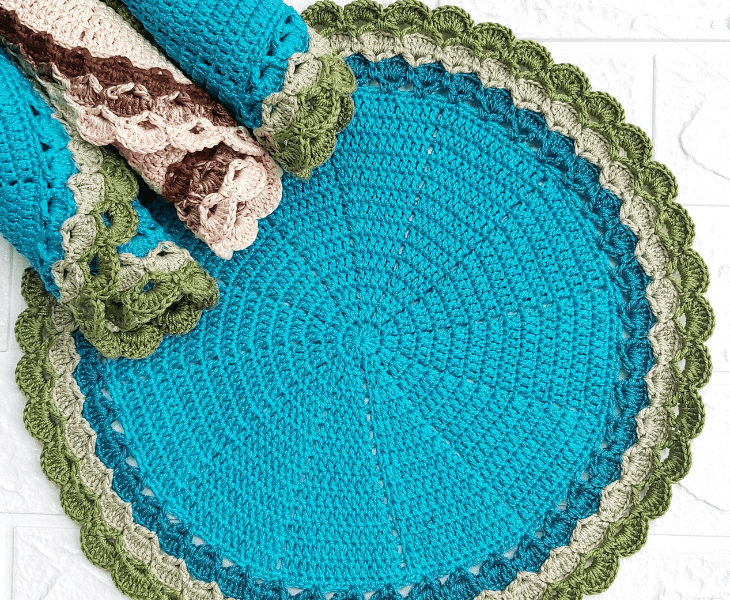 colored placemats