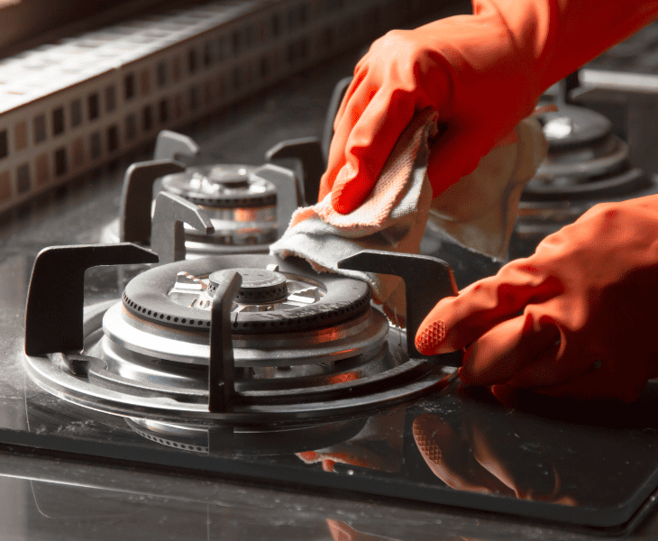 cleaning the stove