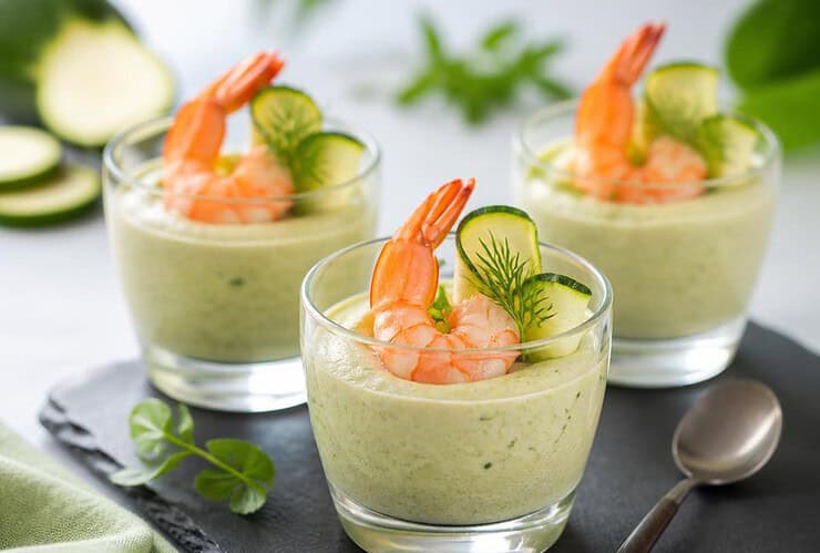 verrine de mousse courgette et crevette