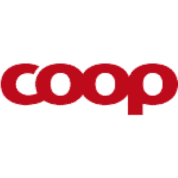 Coop logo i rød med hvid baggrund, symbol for dagligvarebutik.