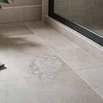 tache acide sur carrelage