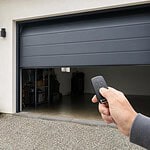 comment régler une porte de garage qui s’ouvre toute seule