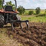 sous soleuse micro tracteur