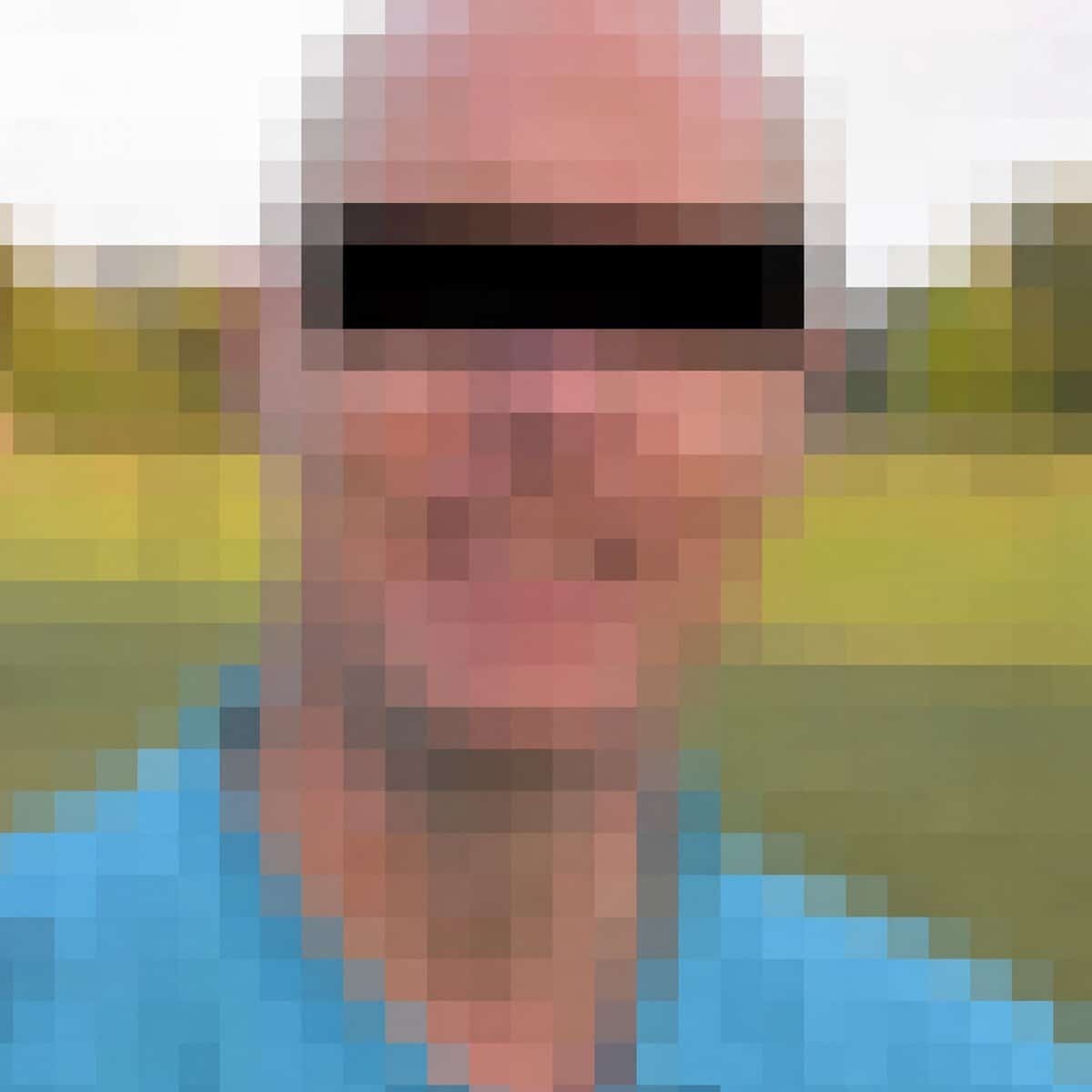 Stark verpixeltes und anonymisiertes Porträtfoto eines Mannes