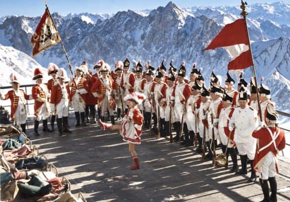 Rote Funken mit Mariechen auf der Zugspitze bei der Manöverfahrt 1955