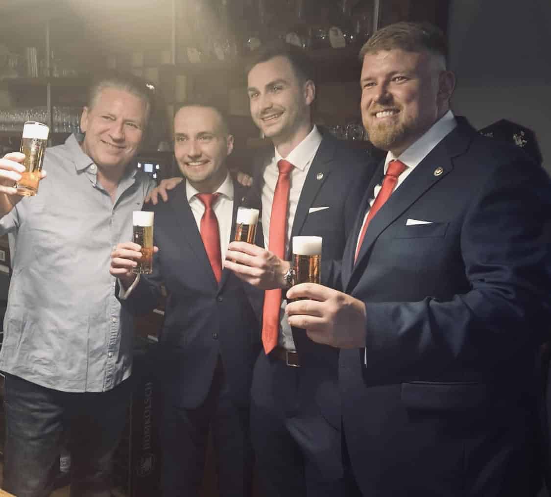 Frank Markus mit dem designierten Kölner Dreigestirn im Stapelhaus